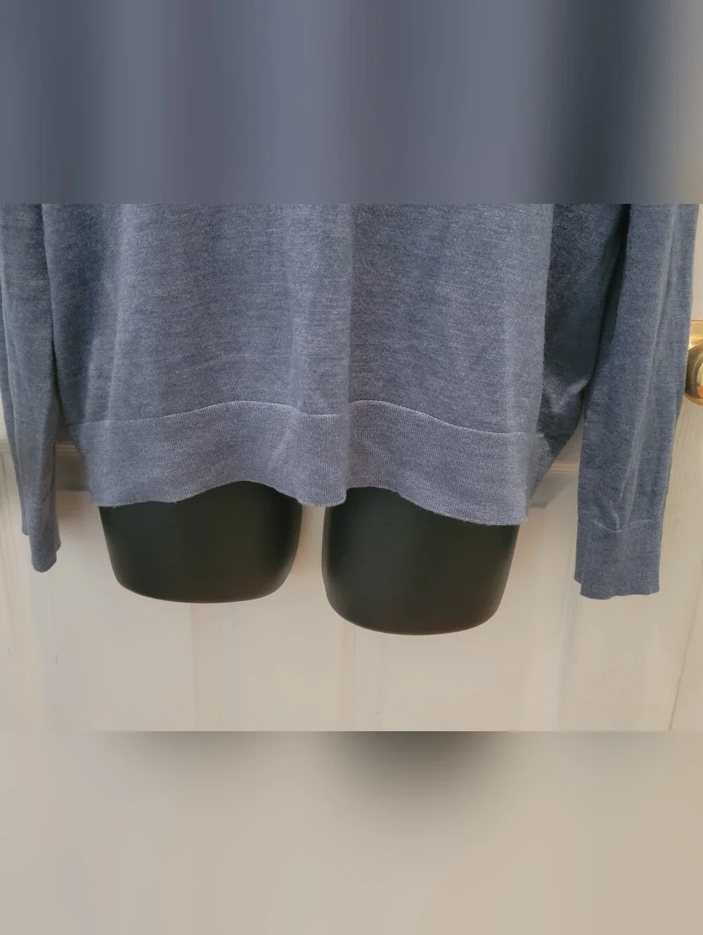 Banana Republic 100% Merino Wool V-Neck Sweaters, Lot of 2, Size XL, Black Blue